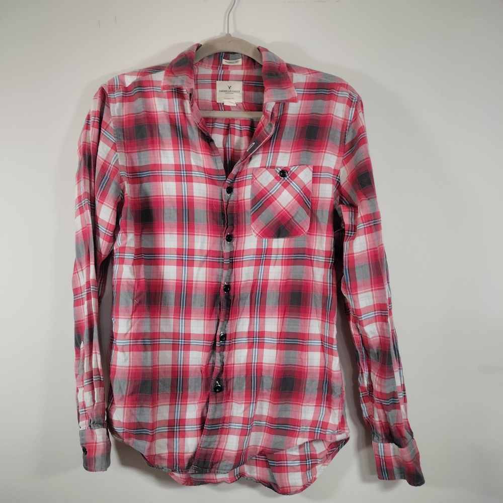 American Eagle Outfitters "Seriously Soft" button-down shirt